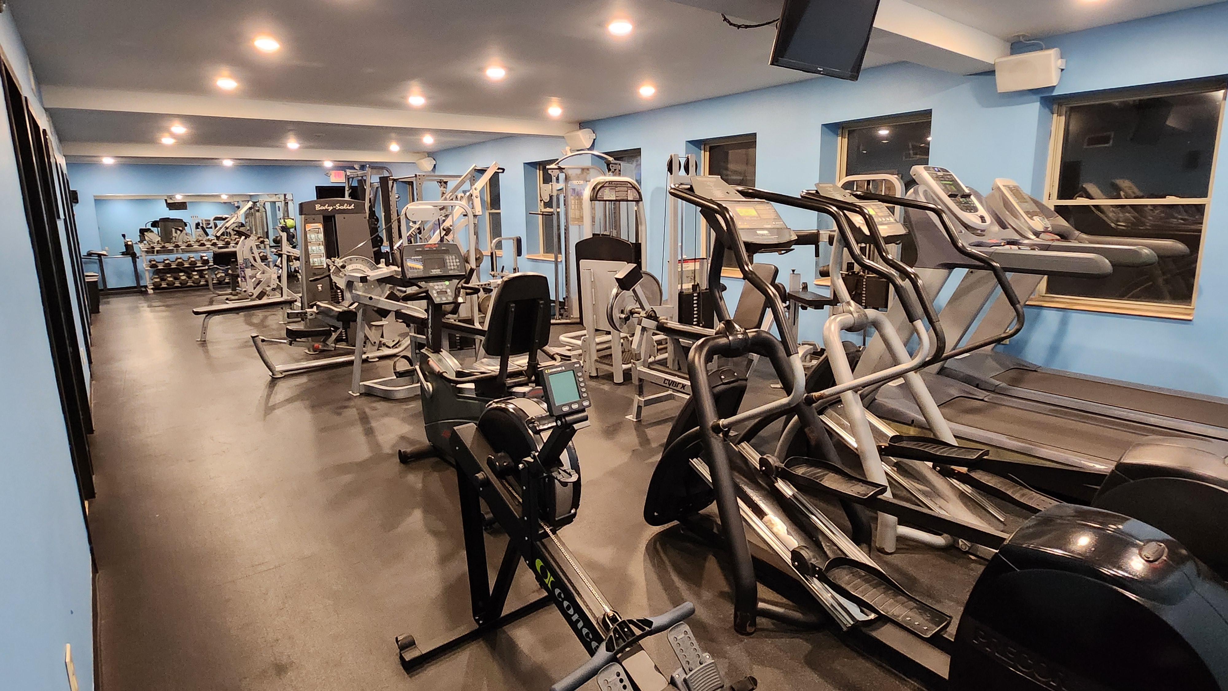 Looking for a gym in West Hartford?